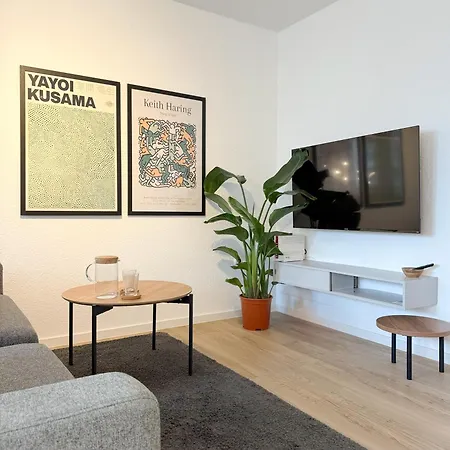 Zentrales 65qm City-apartment Mit Free Wifi & Self Check-in Apartment